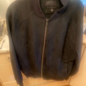 Men’s black velvet jacket